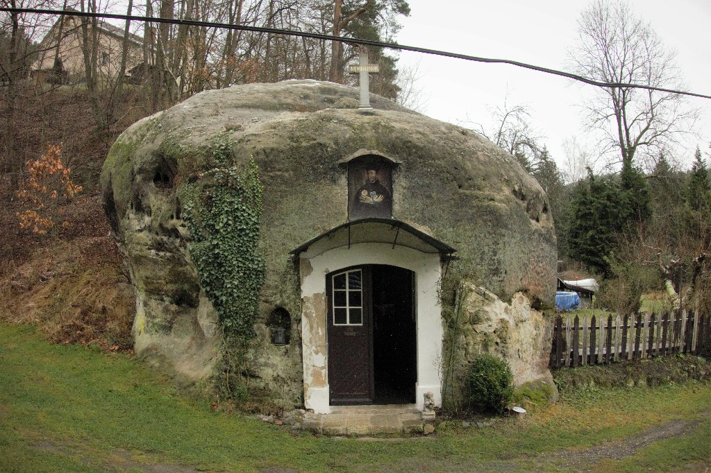 skalní kaple, tamtéž
