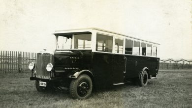 Fotografie autobusu značky Fross–Büssing určeného pro město Liberec (20. léta minulého
století) (fotoarchiv SOkA Most).