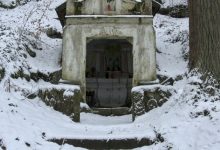 skalní kaplička Panny Marie v Martinově Údolí
